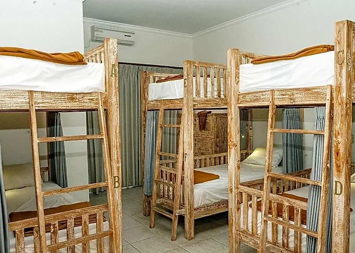 Kayuma House 3*